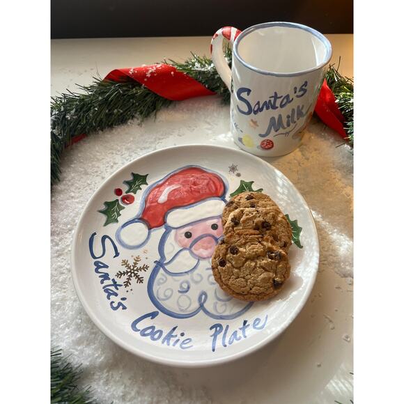 SANTA Cookie Plate and Mug Set/Gingerbread Man, Candy and Snowflakes in Gold - Picture 6 of 9